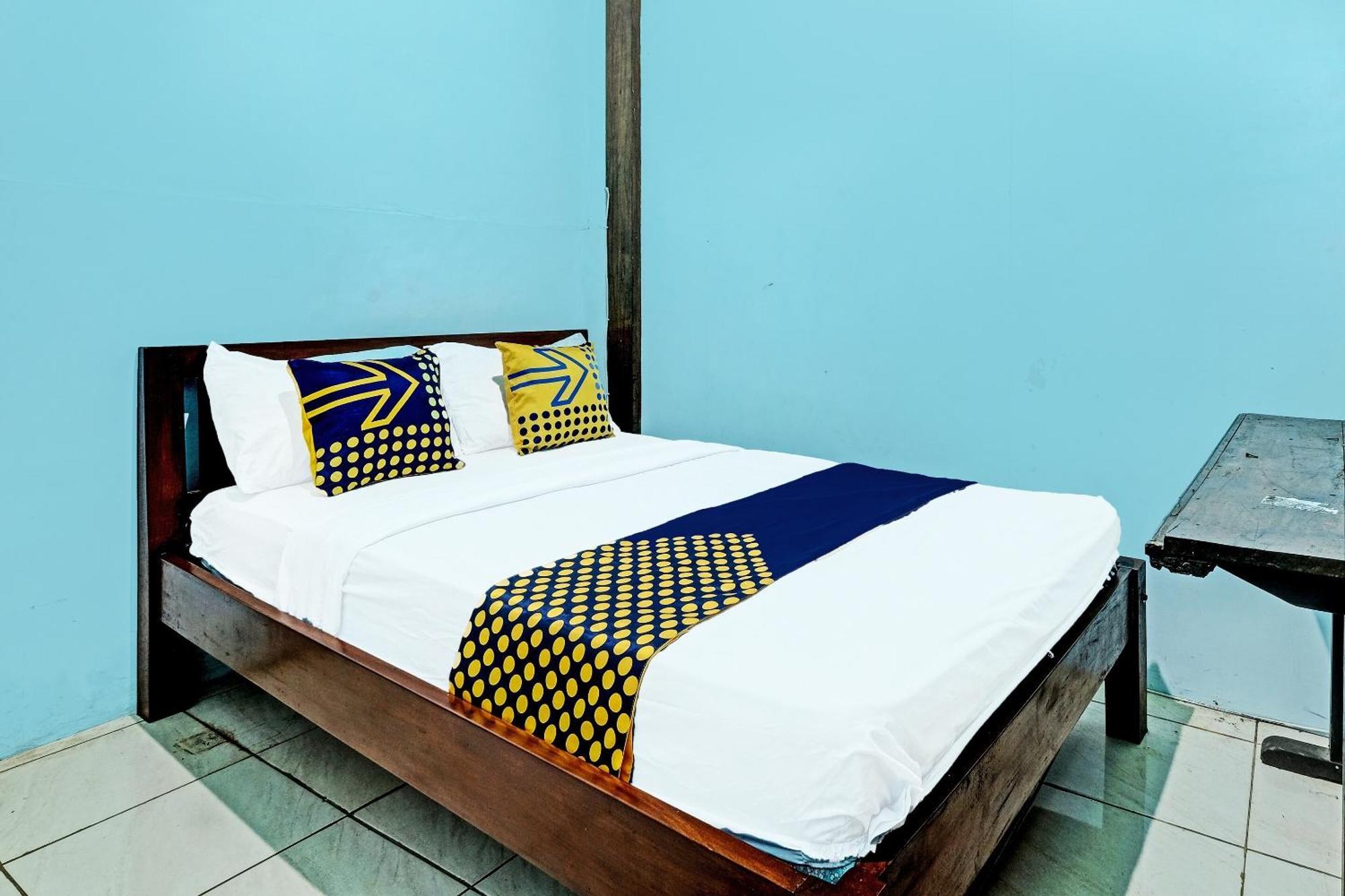 Spot On 91916 Joglo Doyong Homestay Syariah Джокякарта Екстериор снимка