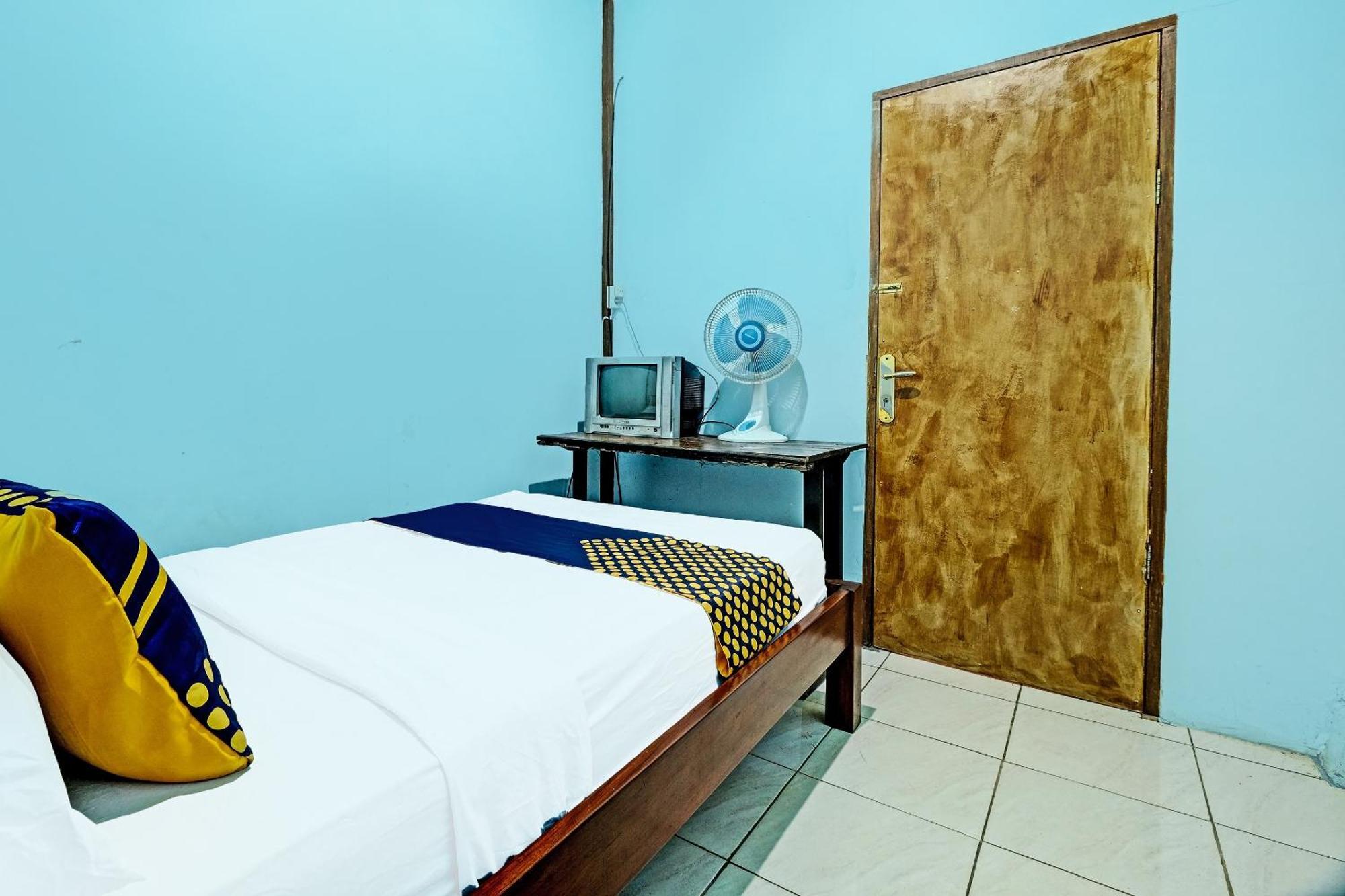 Spot On 91916 Joglo Doyong Homestay Syariah Джокякарта Екстериор снимка