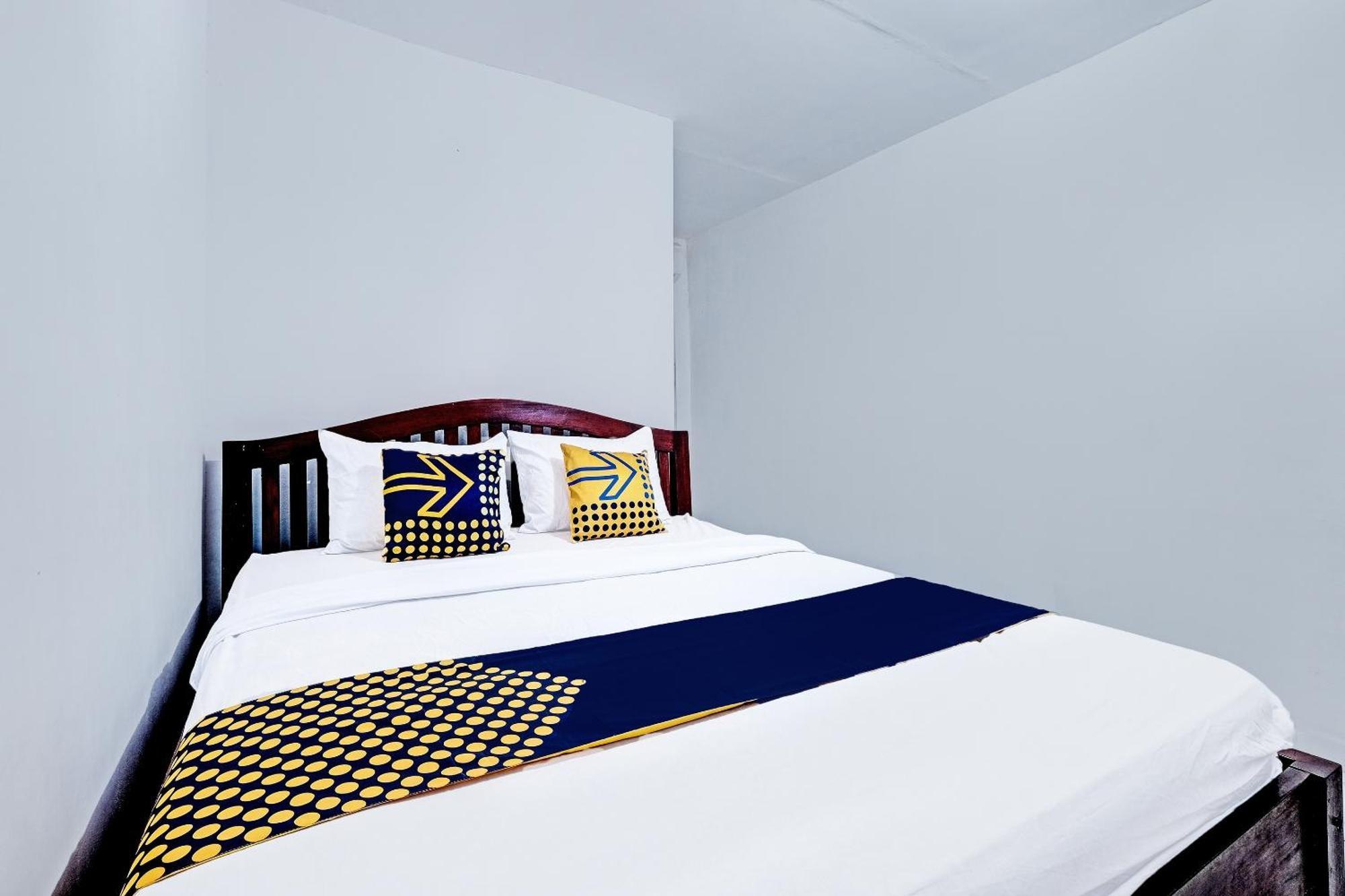 Spot On 91916 Joglo Doyong Homestay Syariah Джокякарта Екстериор снимка